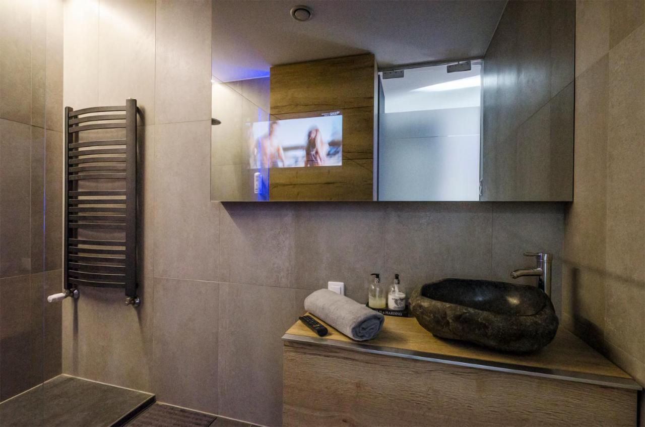 Lupoapartments Z Jacuzzi Pole Dance Leczycka 29 Klimatyzacja Parking Dostep Na Kod Лодзь Экстерьер фото