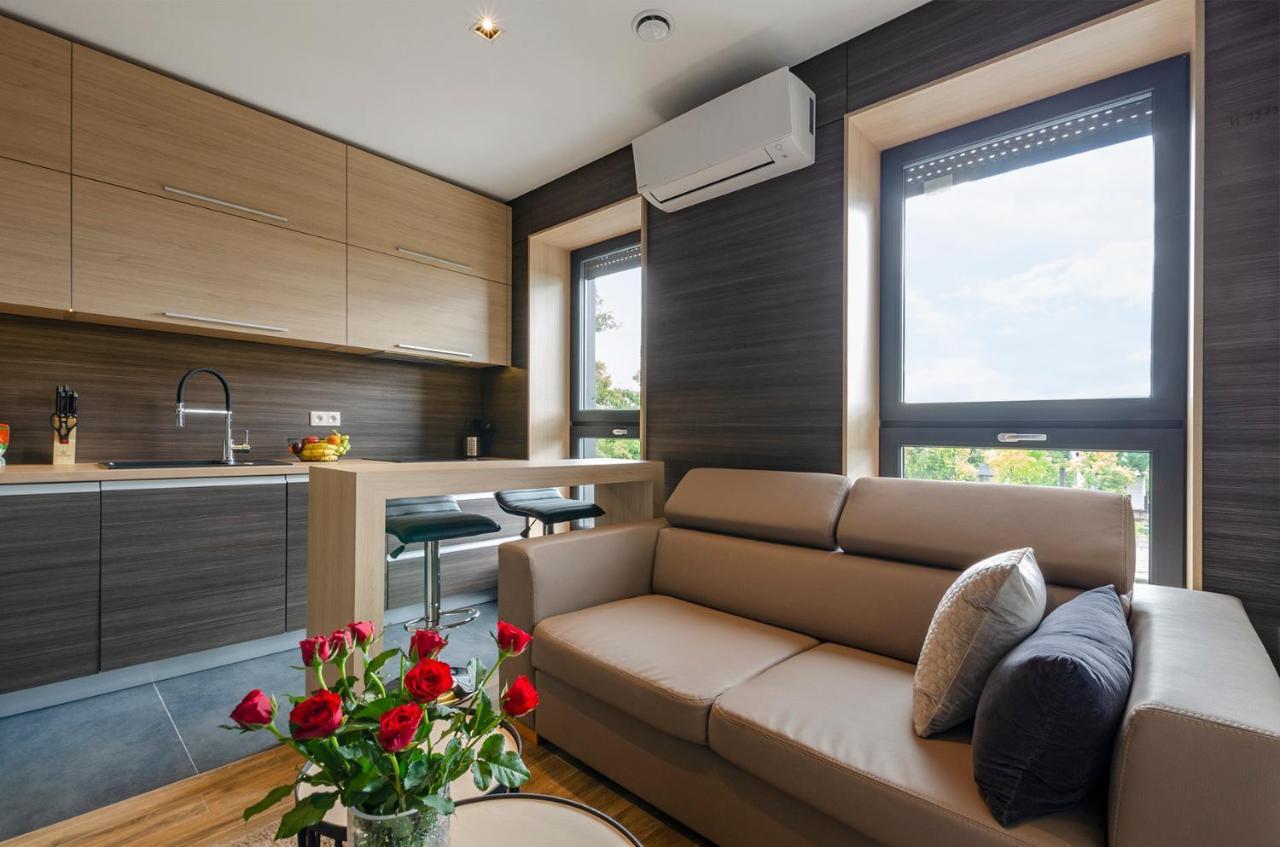 Lupoapartments Z Jacuzzi Pole Dance Leczycka 29 Klimatyzacja Parking Dostep Na Kod Лодзь Экстерьер фото