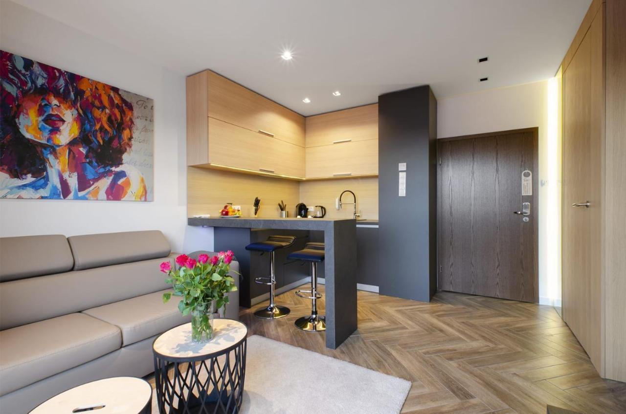 Lupoapartments Z Jacuzzi Pole Dance Leczycka 29 Klimatyzacja Parking Dostep Na Kod Лодзь Экстерьер фото