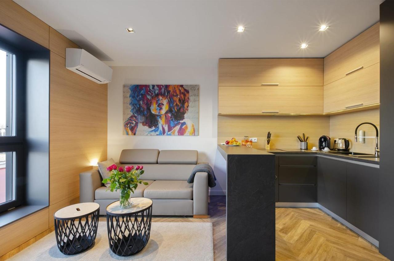 Lupoapartments Z Jacuzzi Pole Dance Leczycka 29 Klimatyzacja Parking Dostep Na Kod Лодзь Экстерьер фото