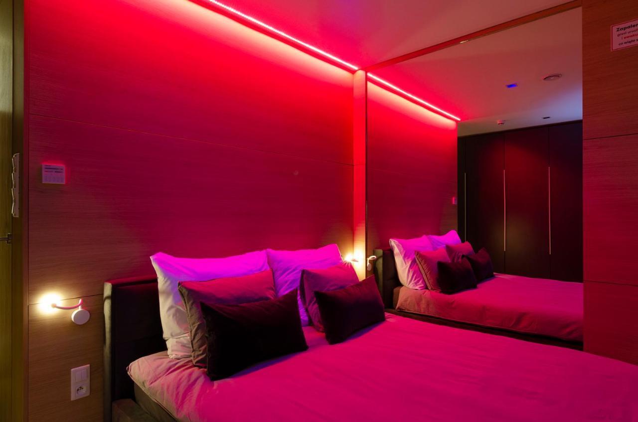 Lupoapartments Z Jacuzzi Pole Dance Leczycka 29 Klimatyzacja Parking Dostep Na Kod Лодзь Номер фото
