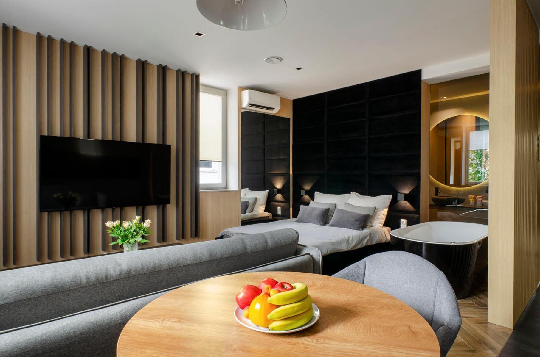 Lupoapartments Z Jacuzzi Pole Dance Leczycka 29 Klimatyzacja Parking Dostep Na Kod Лодзь Экстерьер фото