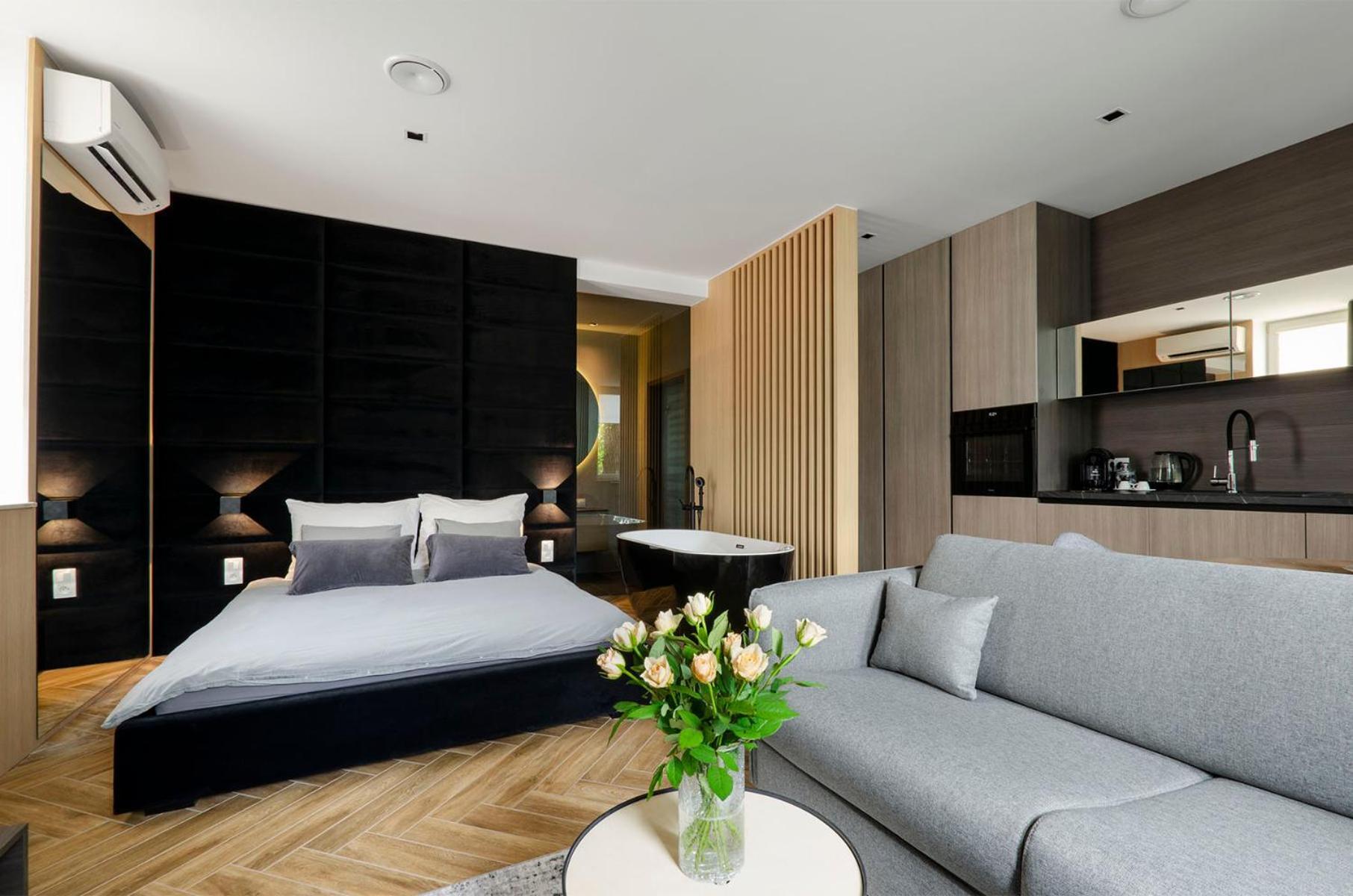Lupoapartments Z Jacuzzi Pole Dance Leczycka 29 Klimatyzacja Parking Dostep Na Kod Лодзь Экстерьер фото