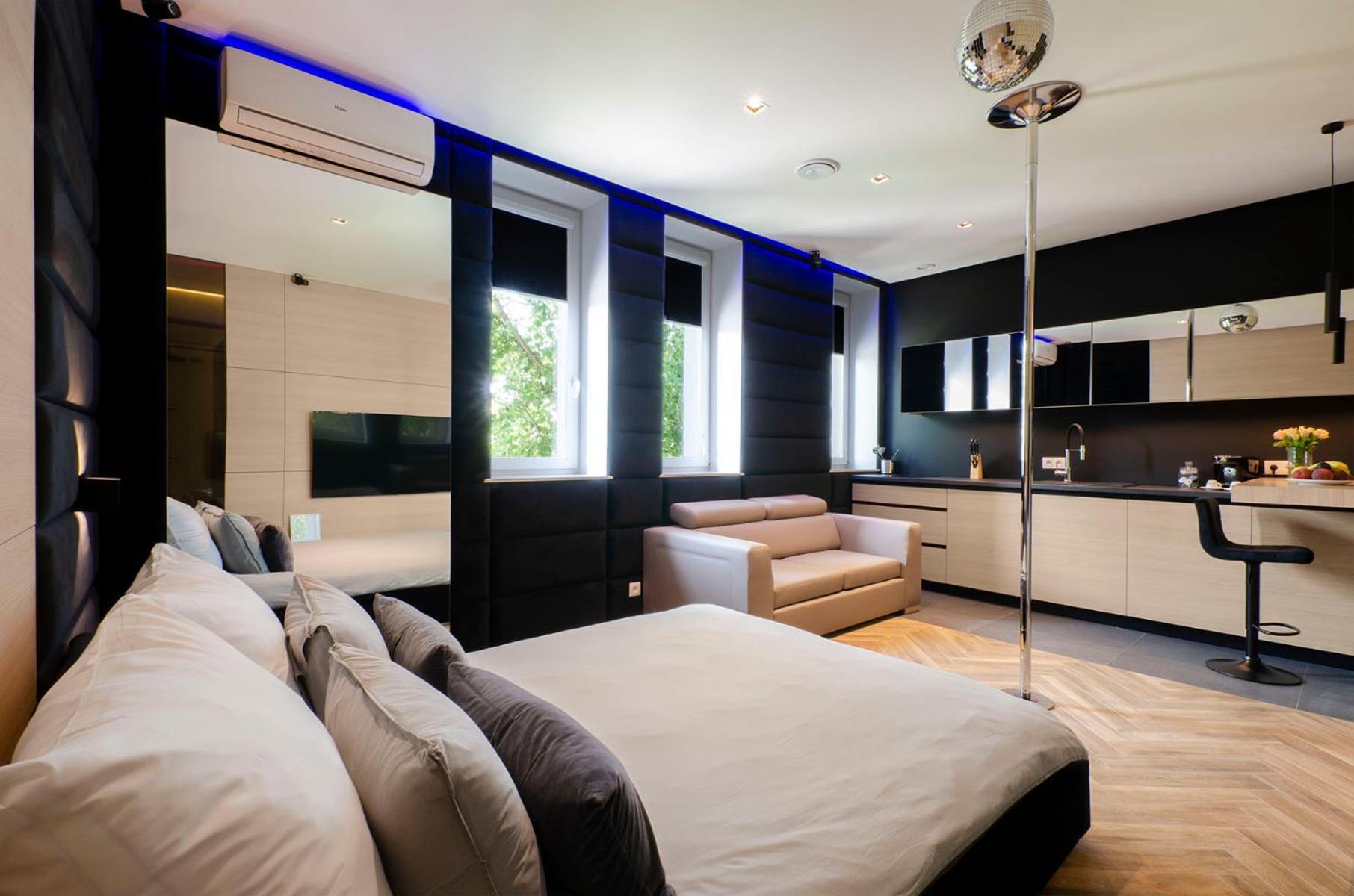 Lupoapartments Z Jacuzzi Pole Dance Leczycka 29 Klimatyzacja Parking Dostep Na Kod Лодзь Номер фото