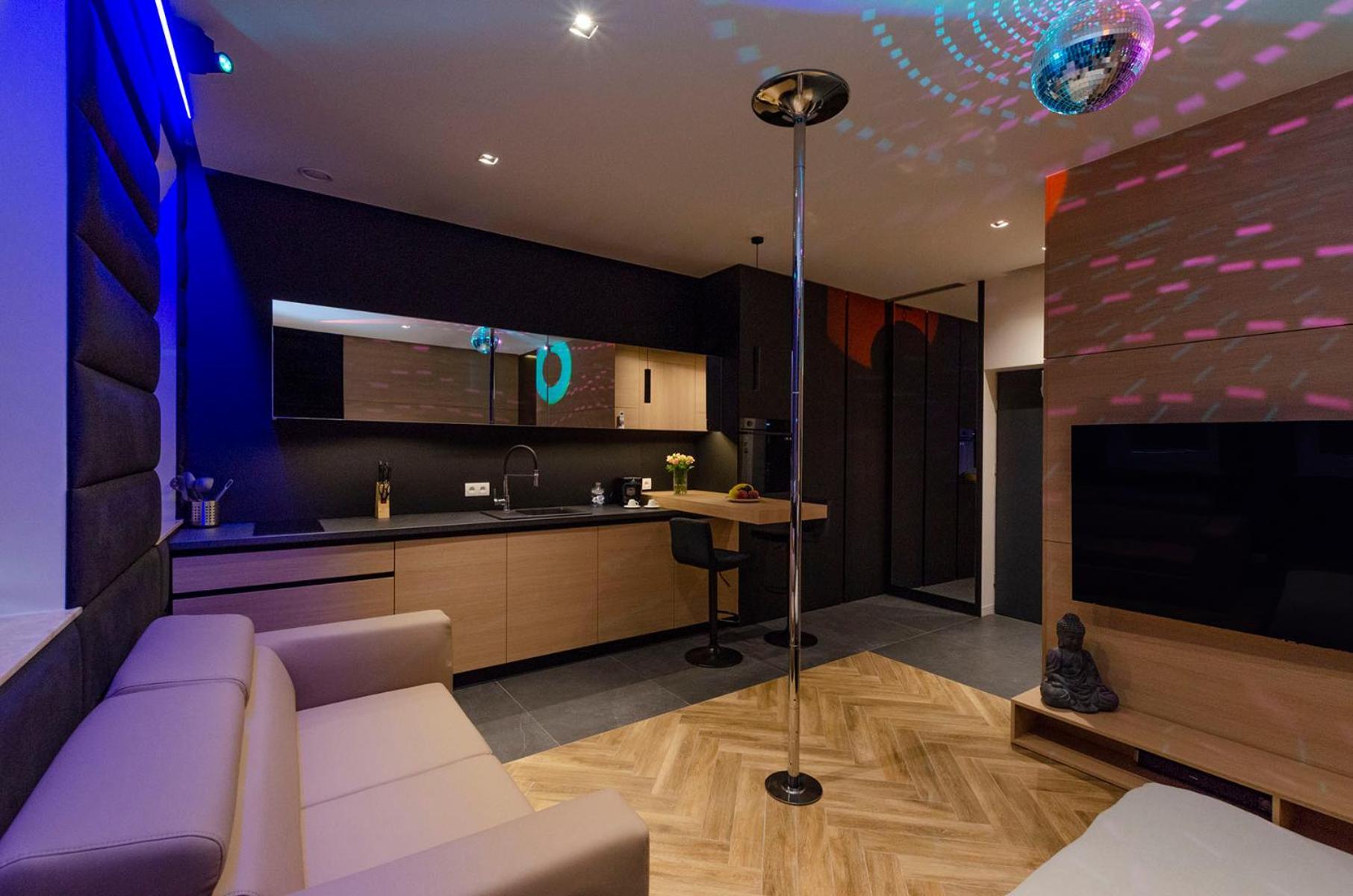 Lupoapartments Z Jacuzzi Pole Dance Leczycka 29 Klimatyzacja Parking Dostep Na Kod Лодзь Экстерьер фото